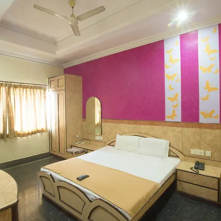 Hotel Suriya International-2